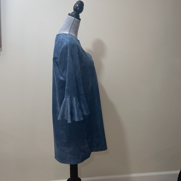 🎉Host Pick!🎉 NWT BCBGMaxazria faux suede Catier dress - Picture 4 of 10